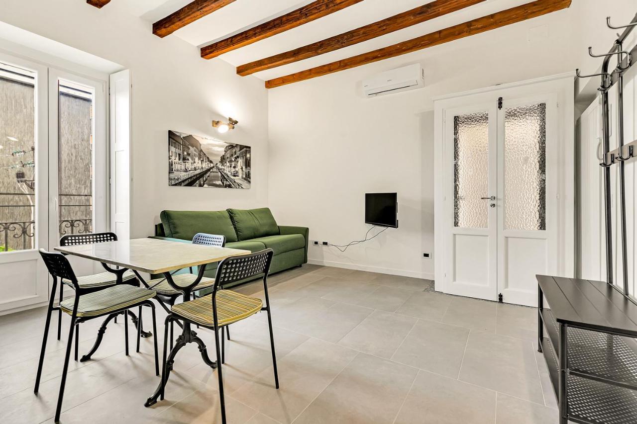 Alessia'S Flat- Naviglio Grande Buccinasco Exterior foto